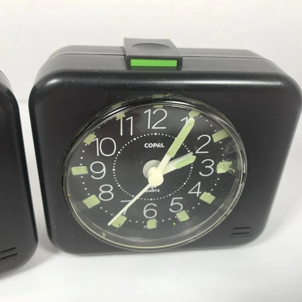 Lot of 2 Vintage Travel Battery Operated Clocks Copal Quartz HQ 255